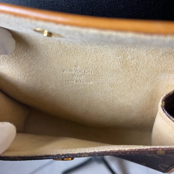 LOUIS VUITTON POCHETTE FLORENTINE. PRELOVED AND AUTHENTIC ! - Picture 10 of 11